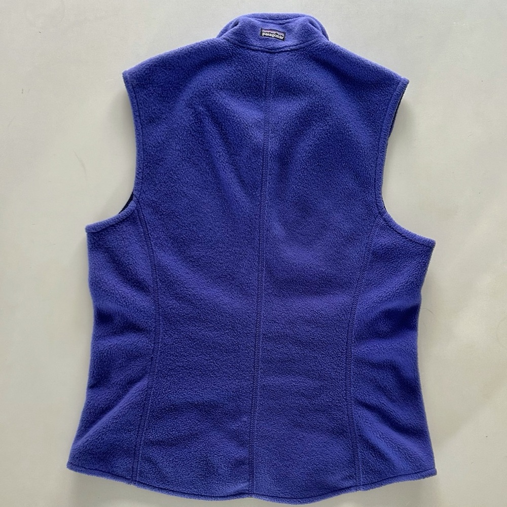 Patagonia Deep Purple Full Zip Fleece Vest Women’s Size M Spring Layer - Picture 3 of 6